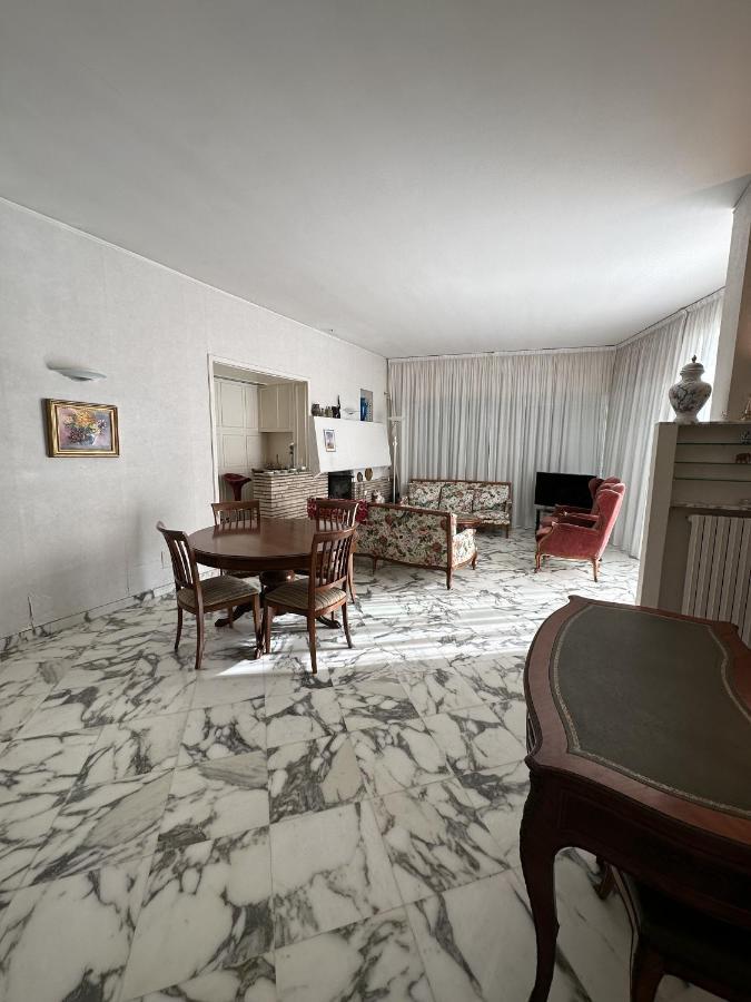 Le Rose Di Emma Villa Bordighera Eksteriør billede