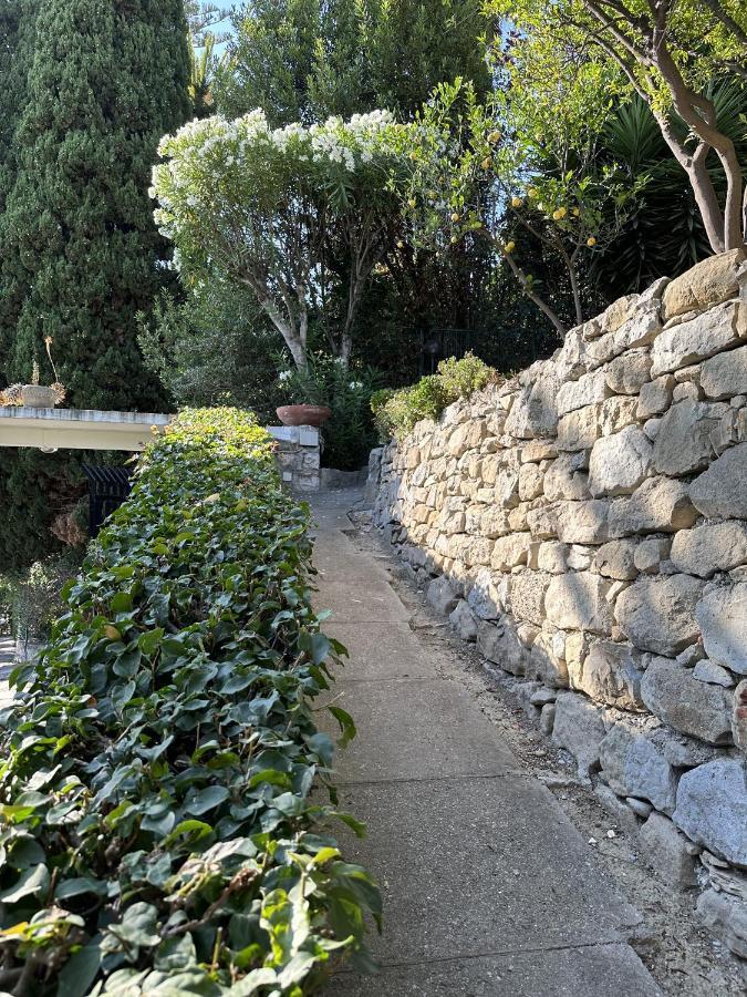 Le Rose Di Emma Villa Bordighera Eksteriør billede